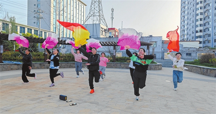 大宁：春日晨练正当时