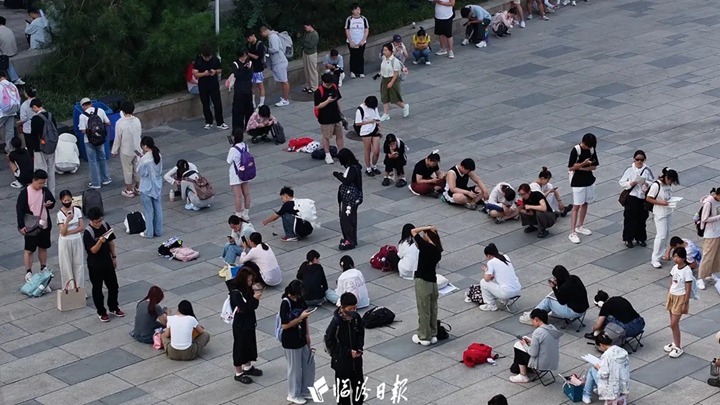 临汾市图书馆的“早高峰”，你见过吗？