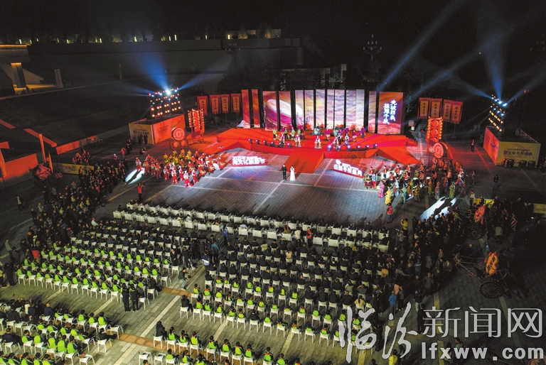 “击鼓寻根”盛典.jpg
