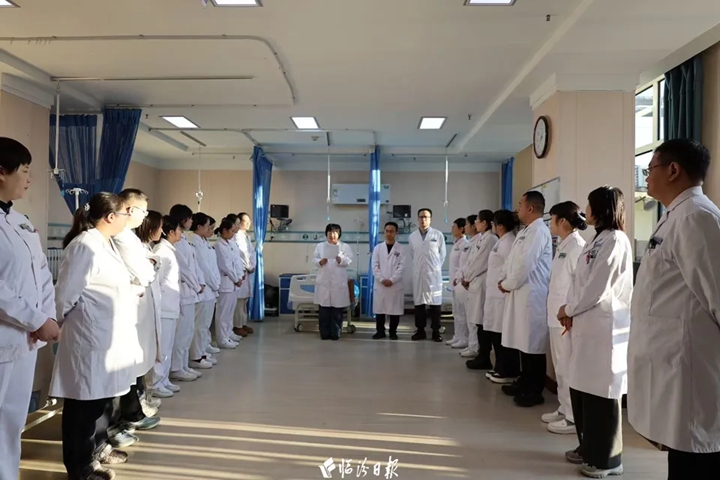 紧急时刻！市二院医学团队全力救治→