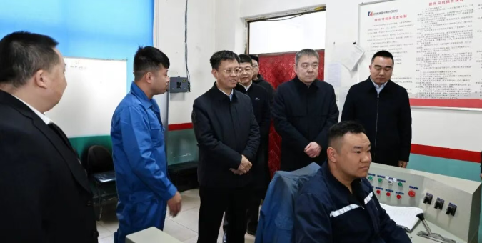 王延峰在山西焦煤霍州煤电洪洞亿隆煤业调研