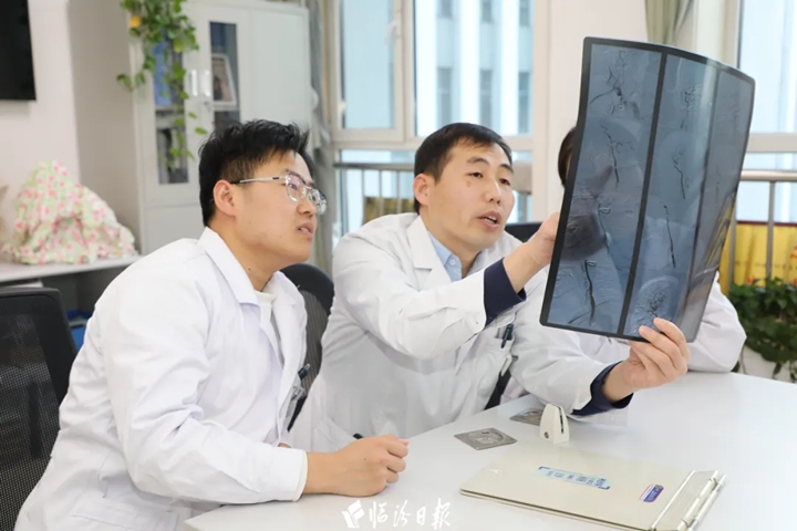 颈腰腿疼精准施治！市人民医院“针”有办法~