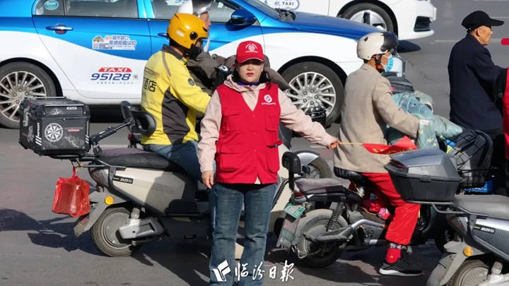 我是创文人 | 葛海燕：坚守志愿初心 点亮文明路口