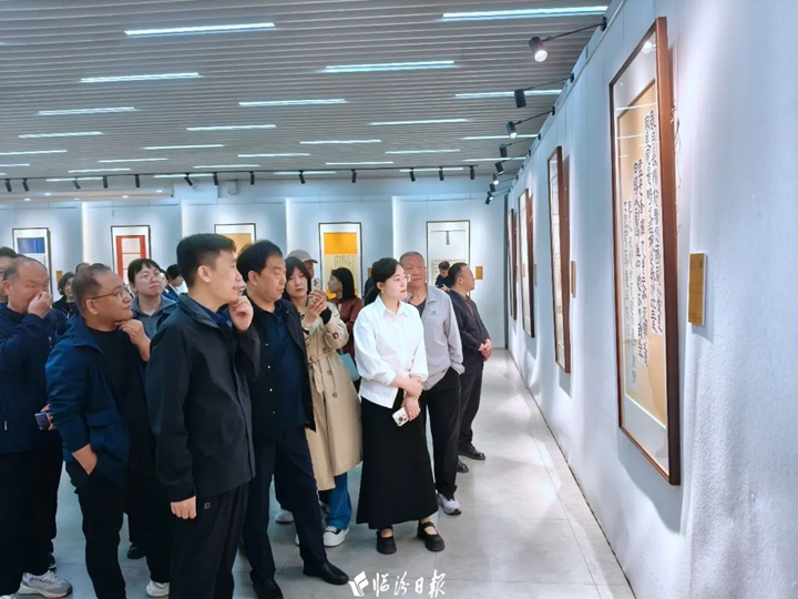 临图这场书法展，扫码能听歌！