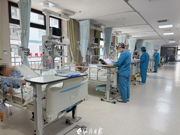 市中心医院CCU护士长冯让娟，12年“护心之路”→