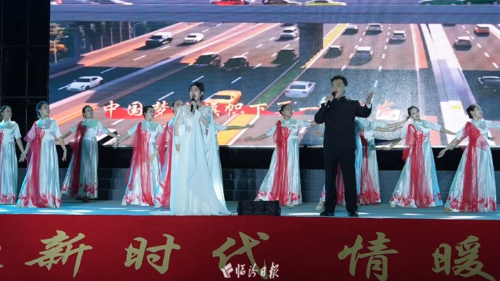 尧都公园这场消夏晚会太“养眼”！