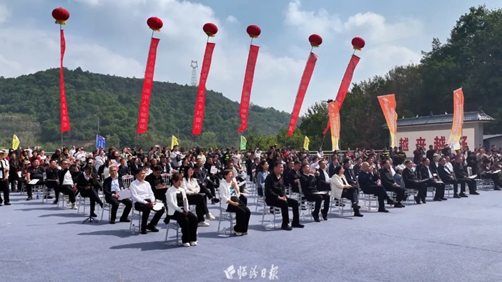 签约助农、好物展销、文艺盛宴……蒲县丰收节太热闹了~