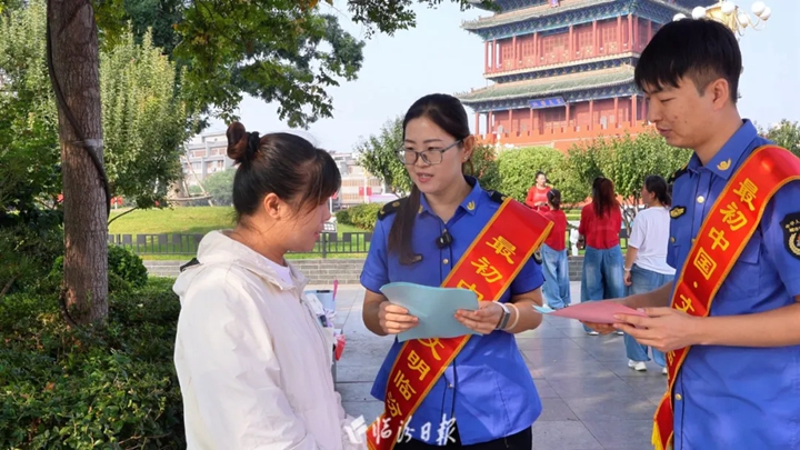 鼓楼广场这场宣传活动，让创文理念入脑入心~