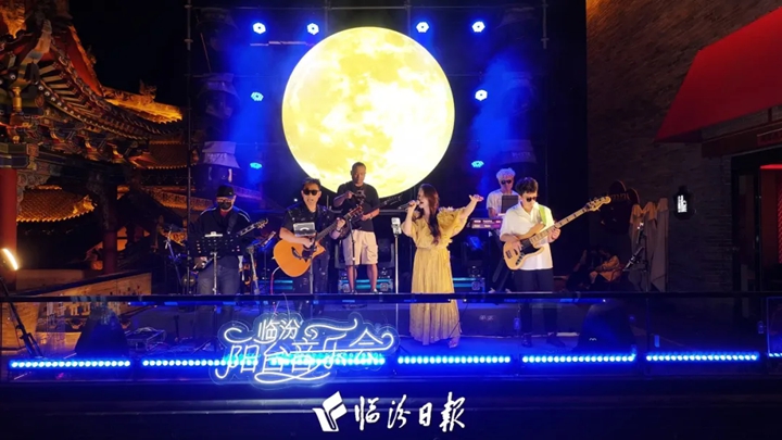 阳台音乐会乐队专场，精彩上演→