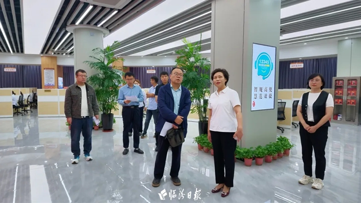 国庆之夜，阳台音乐会现场令人心潮澎湃！