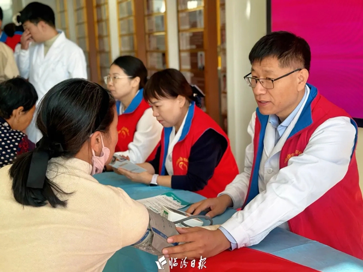 “三高”共管！市中心医院暖心义诊送健康