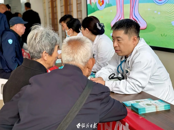 拒绝“躺平”，科学防“栓”！市中心医院义诊专业又暖心~
