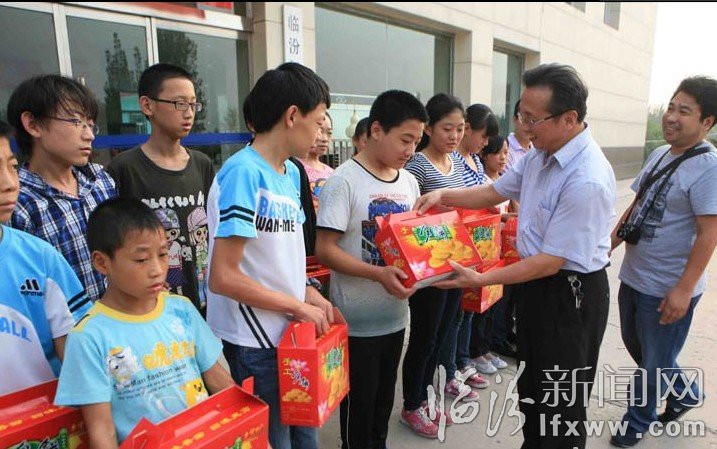尧都区人口_尧都区供电公司组织人员巡视线路严防山火(2)