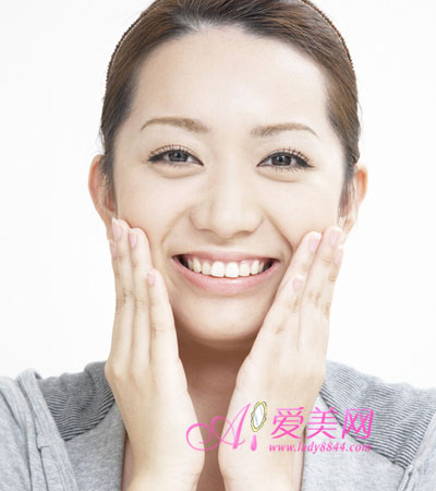 如何快速瘦下来脸型 1135122L8-6.jpg