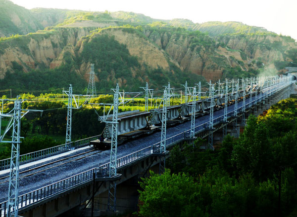 隰县：中南铁路员家庄特大桥（9张）